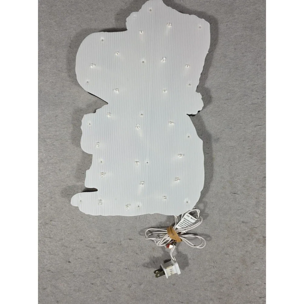 PEANUTS SNOOPY Lighted Sculpture 15